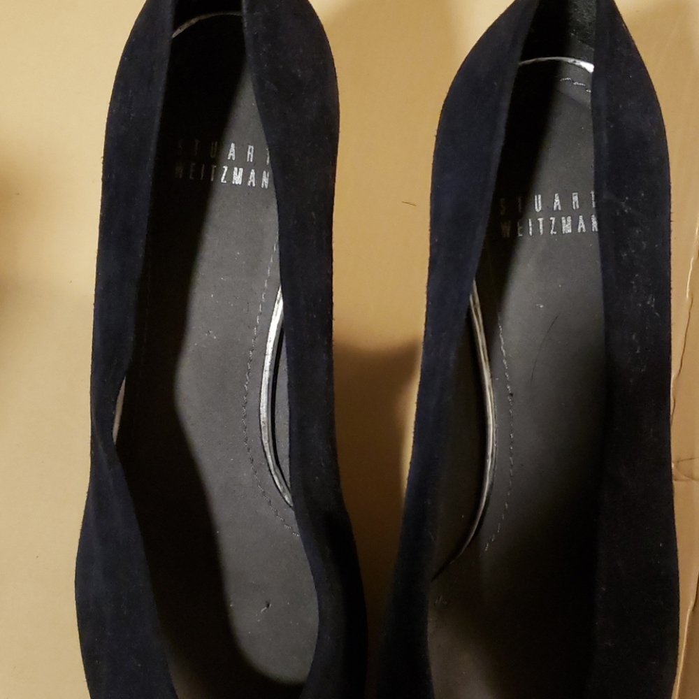 Stuart Weitzman - Picture 3 of 4